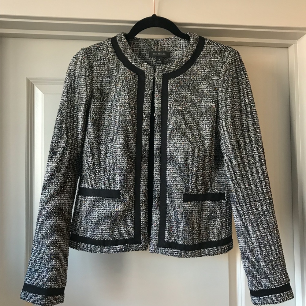 EUC Ann Taylor Tweed Jacket Blazer Multicolor 00